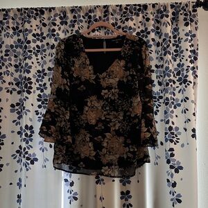 Sara Michelle Black and Brown Floral Blouse